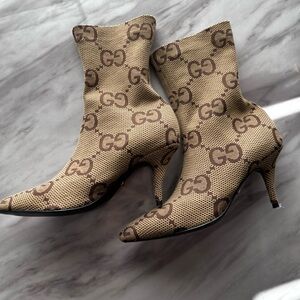 Gucci Tan and Brown Patterned Heels